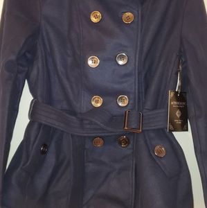 Light weight peacoat